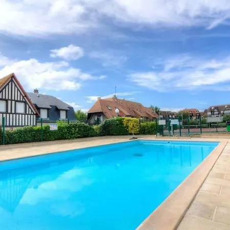 Cadre Exceptionnel: Duplex Classe 4**** Tennis, Piscine, Parking, Linge Inclus, Wifi, Materiel Bebe, Proximite Centre Apartment